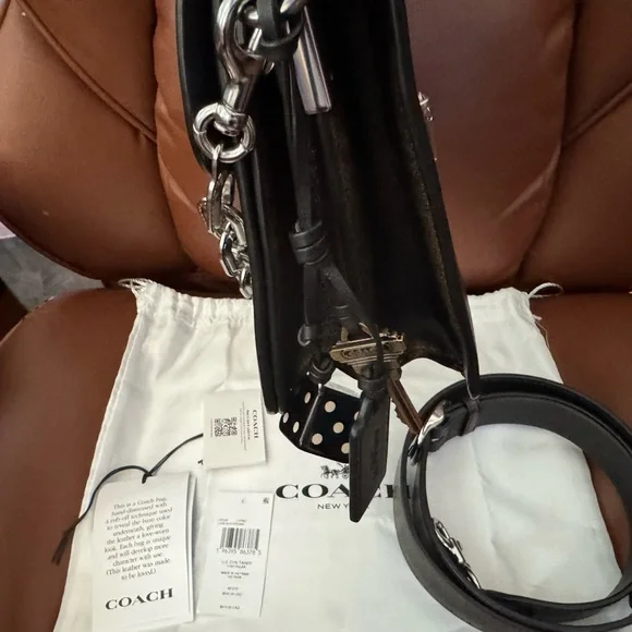 Coach Chain Tabby in Loved Leather Bag with Charms - Picture 6 of 12